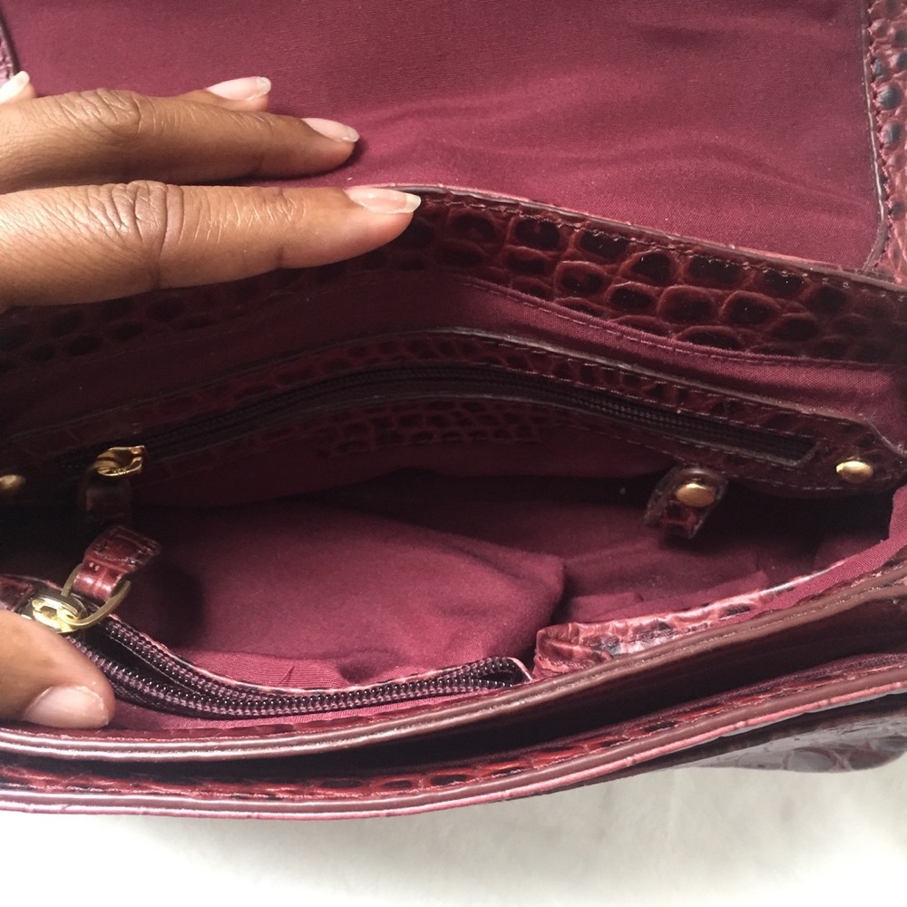🌸2XHP🌸Etienne Aigner PLRG collection clutch - Picture 7 of 8